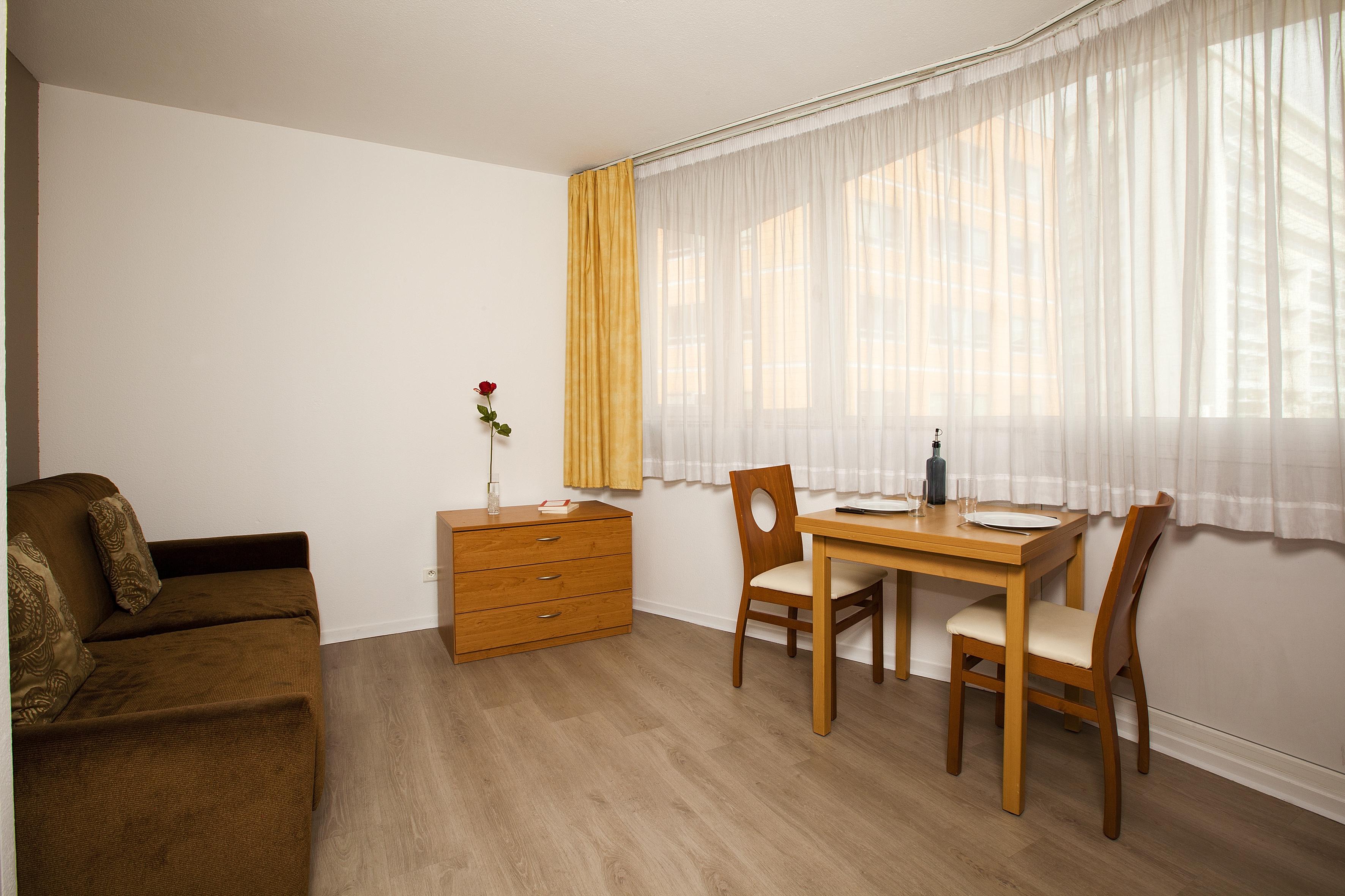 Sejours & Affaires Montreuil Saint Mande Aparthotel Exterior photo